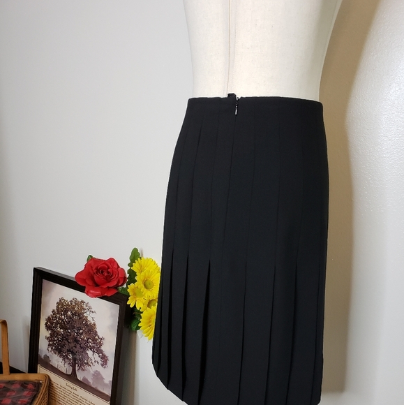 NEW Akris Punto Black Bubble Skirt Luxury Wool Pleated RARE Designer Lightweight - Picture 13 of 15